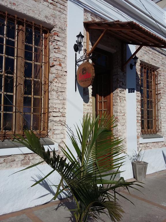Frida Casa Hostel Pelotas Buitenkant foto